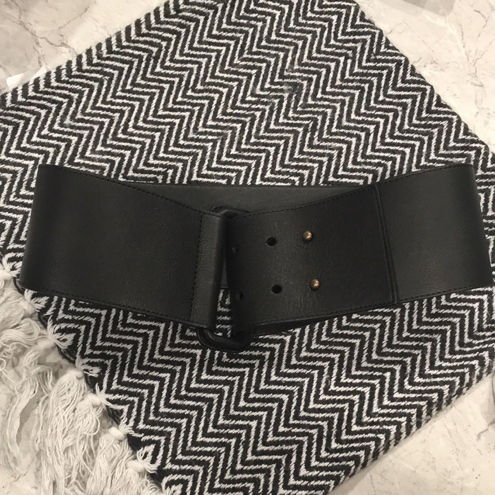 Unbranded Onyx chunky belt